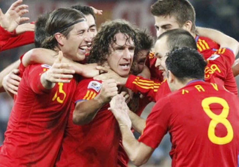 cầu thủ Carles Puyol