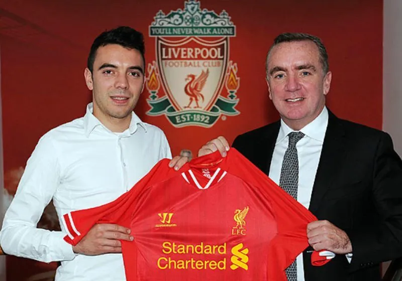 Iago Aspas gia nhập Liverpool