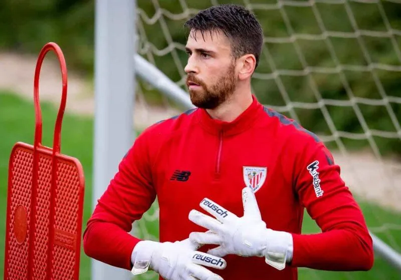 unai simon thủ môn