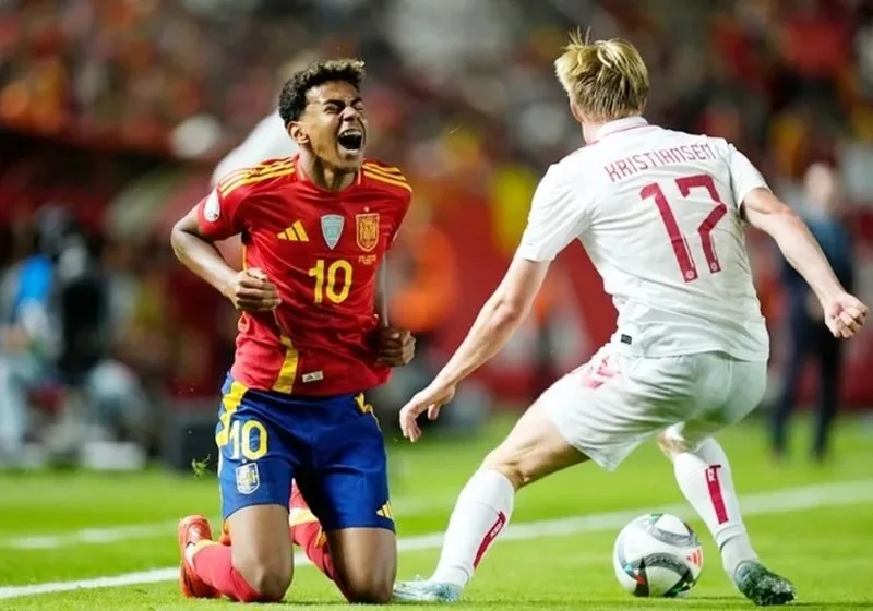 Yamal bị loại khỏi đội tuyển Tây Ban Nha